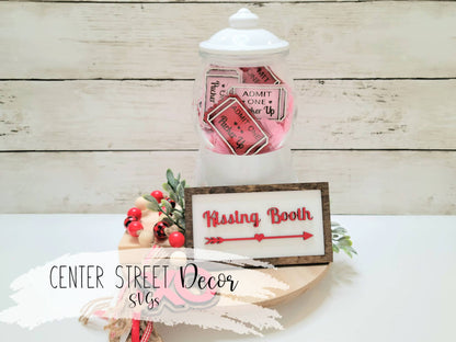Kissing Booth Tiered Tray